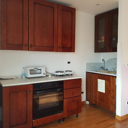 Rent Rooms Filomena E Francesca Рим Экстерьер фото