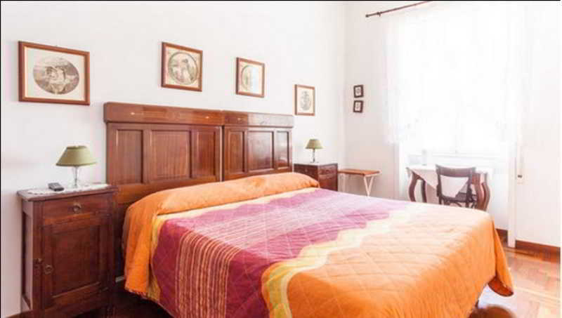 Rent Rooms Filomena E Francesca Рим Экстерьер фото
