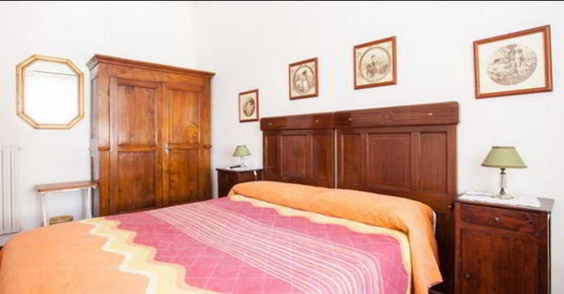 Rent Rooms Filomena E Francesca Рим Экстерьер фото